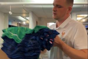 不怕偷！队报：法国队带了1000多件球衣去世界杯，每人每场3件