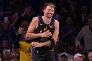 新阵容火力如何？湖人潜在阵容上赛季得分一览 8人上双！